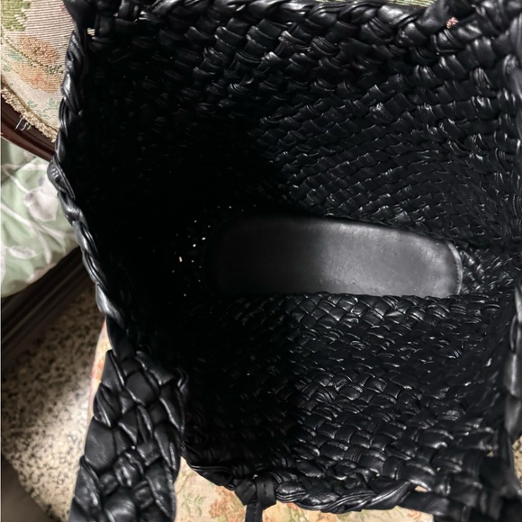 Calvin klein hangbag - Picture 4 of 9